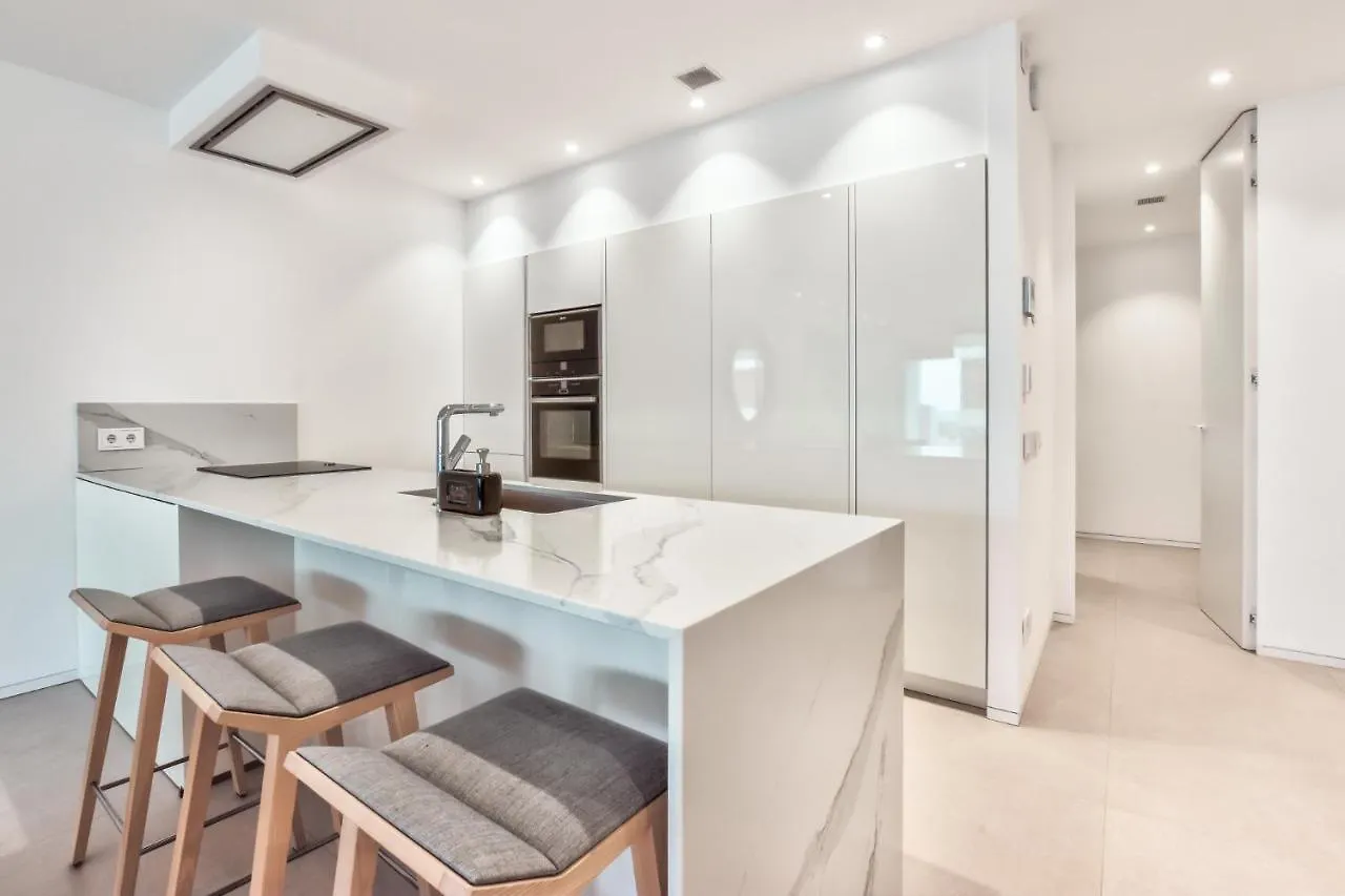 아로나 Infinity 0-2 Luxe Partial Sea View 2B 빌라 0*,  스페인